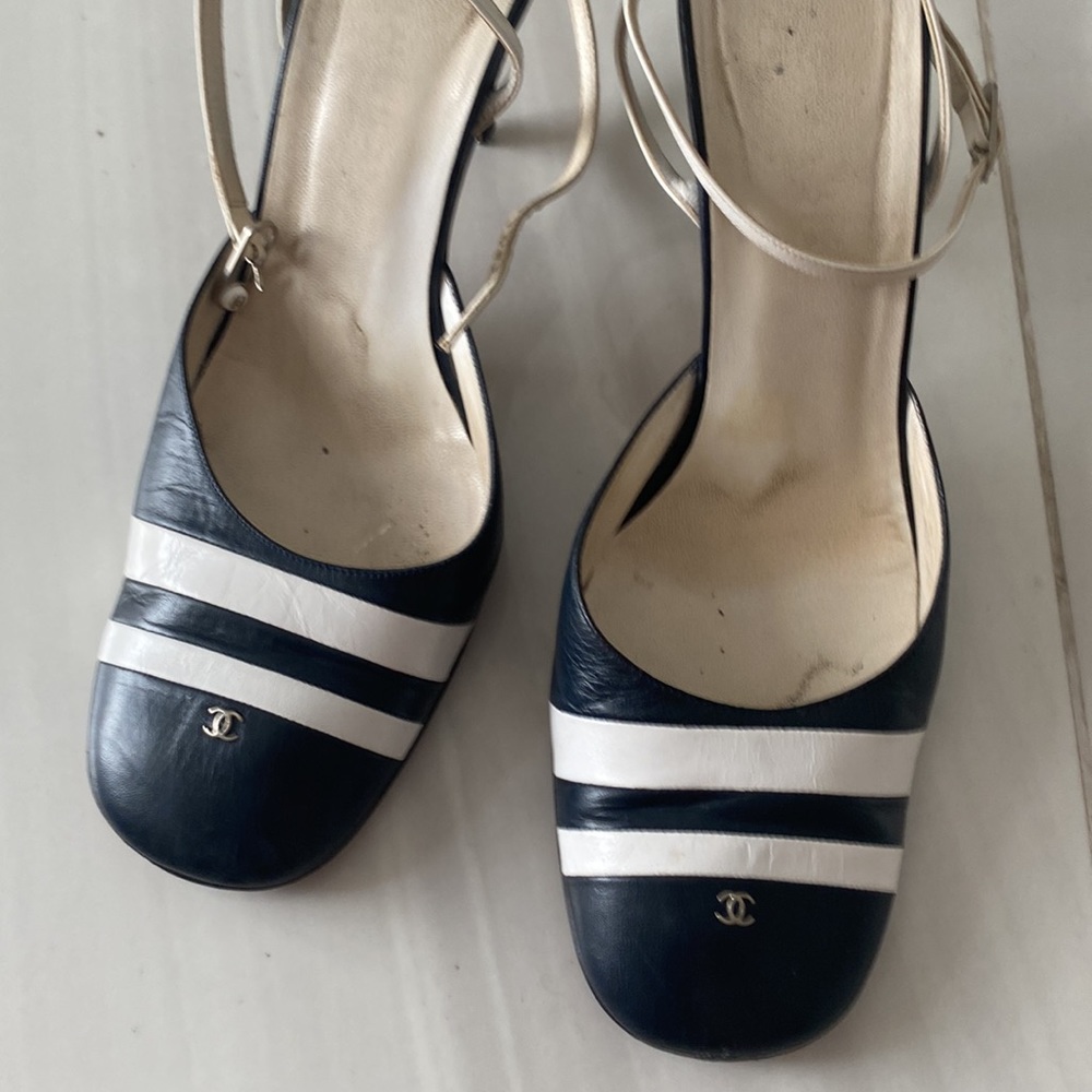 CHANEL shoes